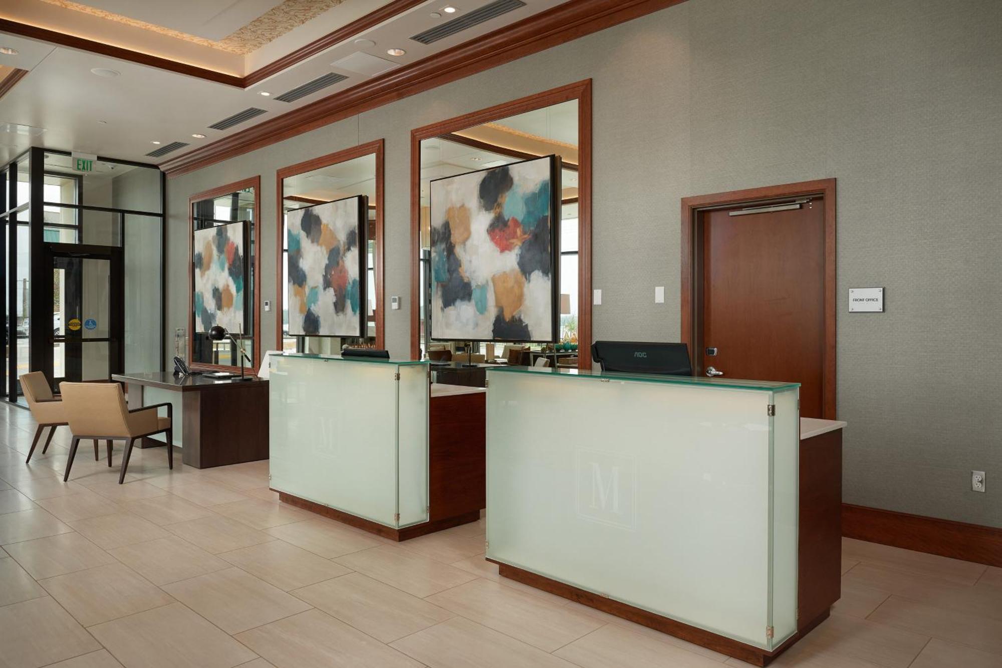 The Merrill Hotel & Conference Center, Muscatine, A Tribute Portfolio Hotel Exterior photo